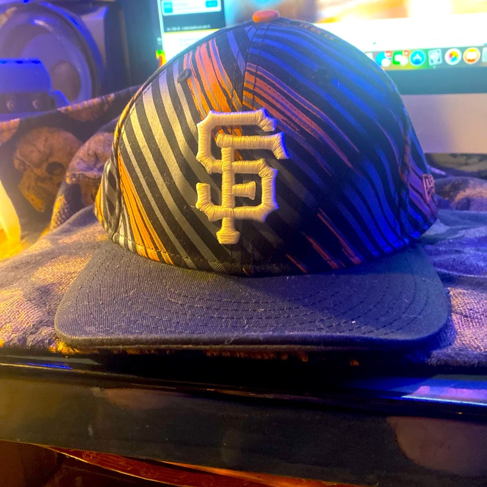 Snapback hat